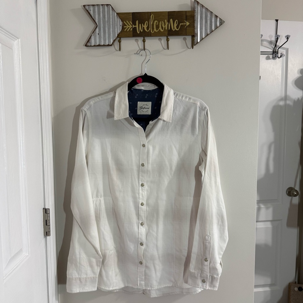 JACHS Girlfriend Cream Button-Down Shacket with pockets